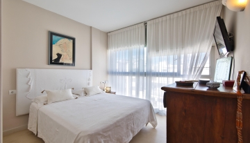 Resa Estates for sale apartment Ibiza talamanca sea views bedroom 1.jpg